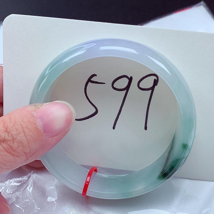 翡翠未镶嵌手镯翡翠