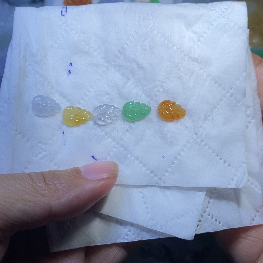 冰***李定制翡翠未镶嵌叶子