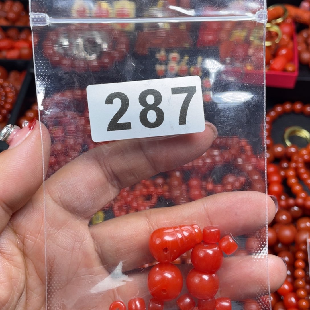 南红玛瑙珠子未镶嵌y***o