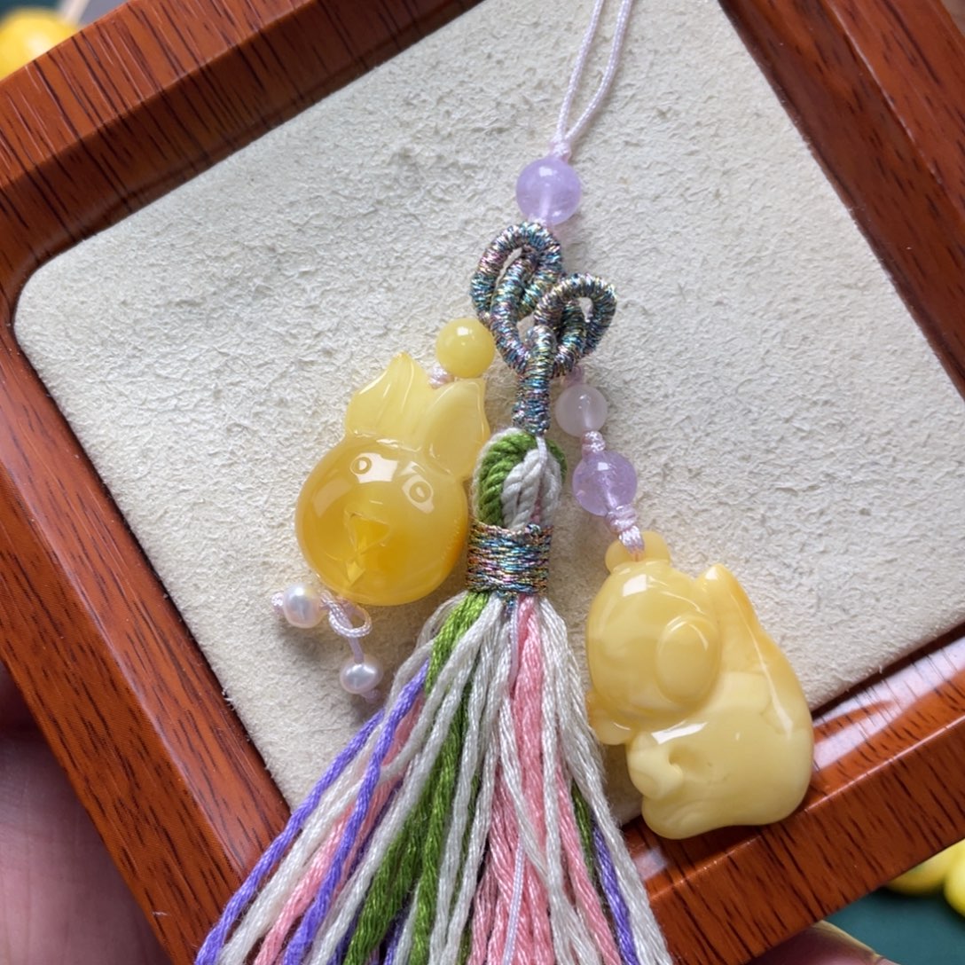 琥珀未镶嵌裸石蜜蜡