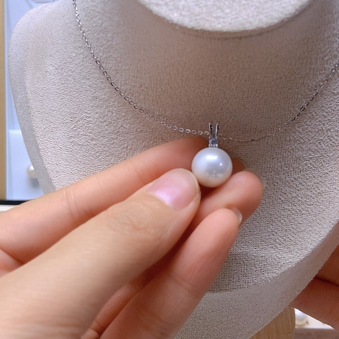 淡水珍珠吊坠(赠链)银S925镶嵌