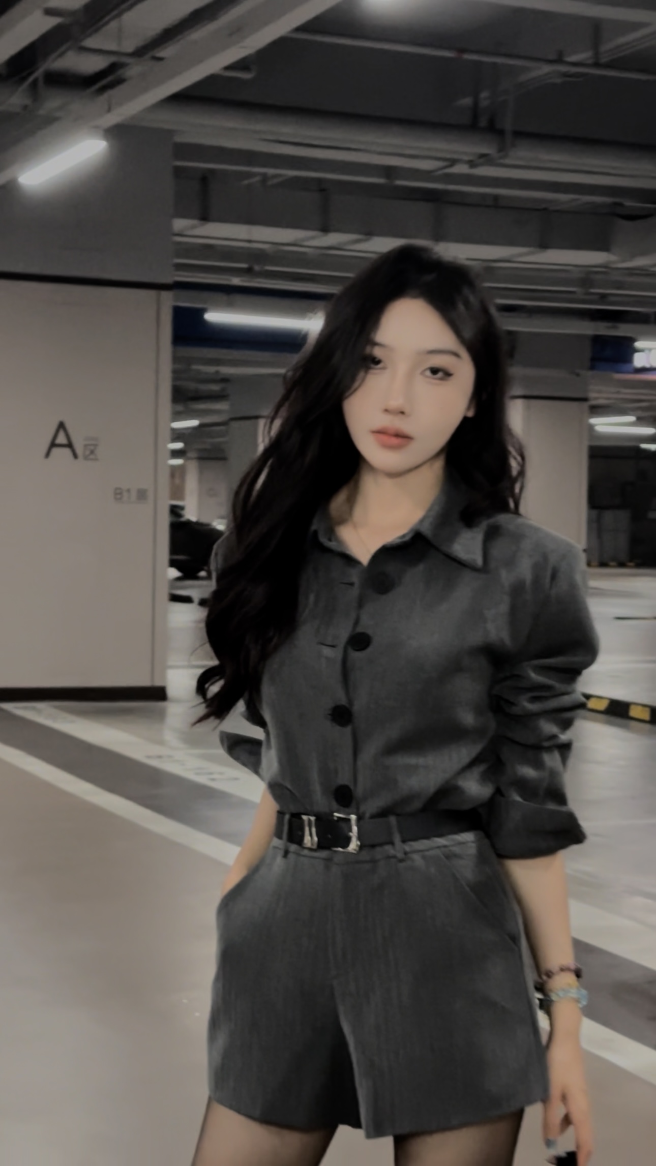 2025洋气搭配两件套新款韩版时尚减龄翻领衬衫显瘦套装