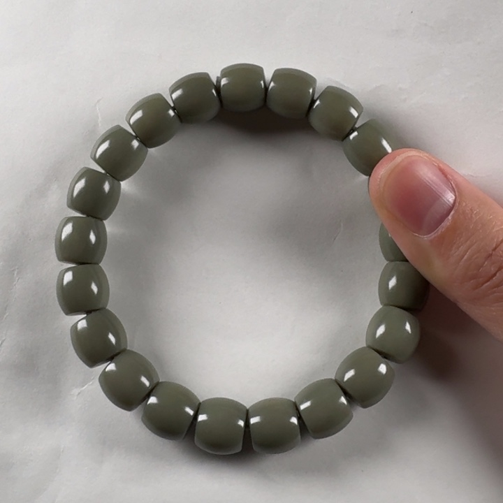 和田玉手链未镶嵌承*