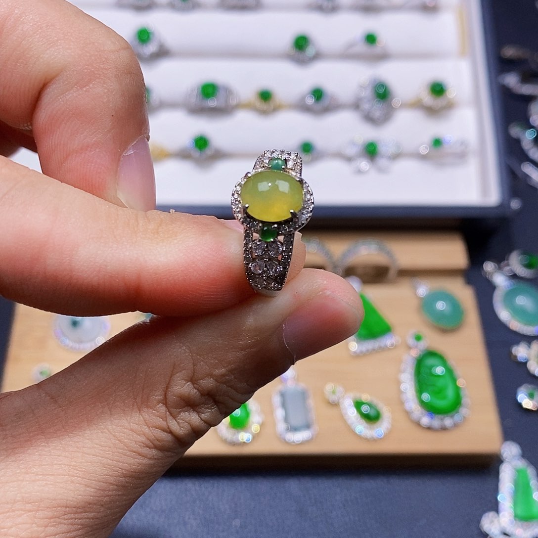 银S925镶嵌戒指翡翠戒指