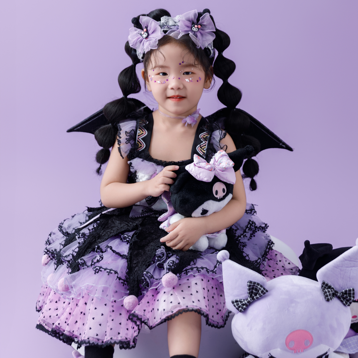 满10元包邮 几百个过款模式 各种发饰 各种文创 各种日用品都有