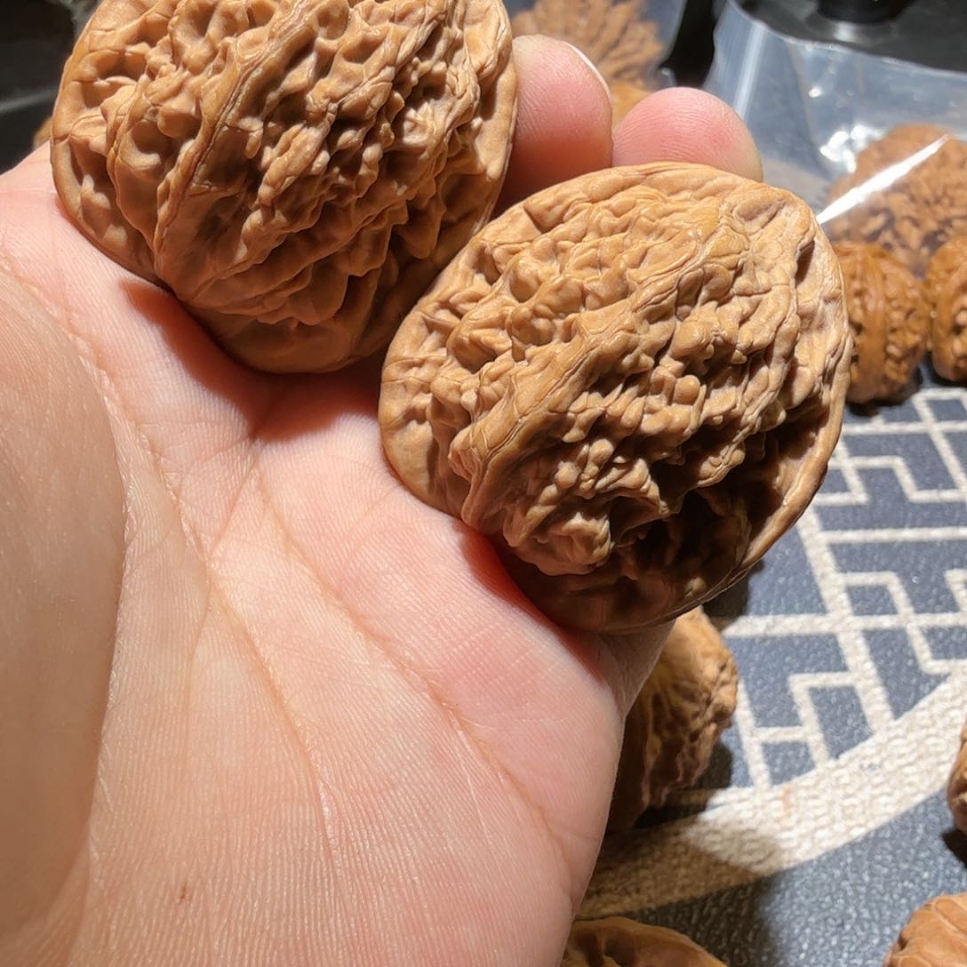 文玩核桃把件虎头王