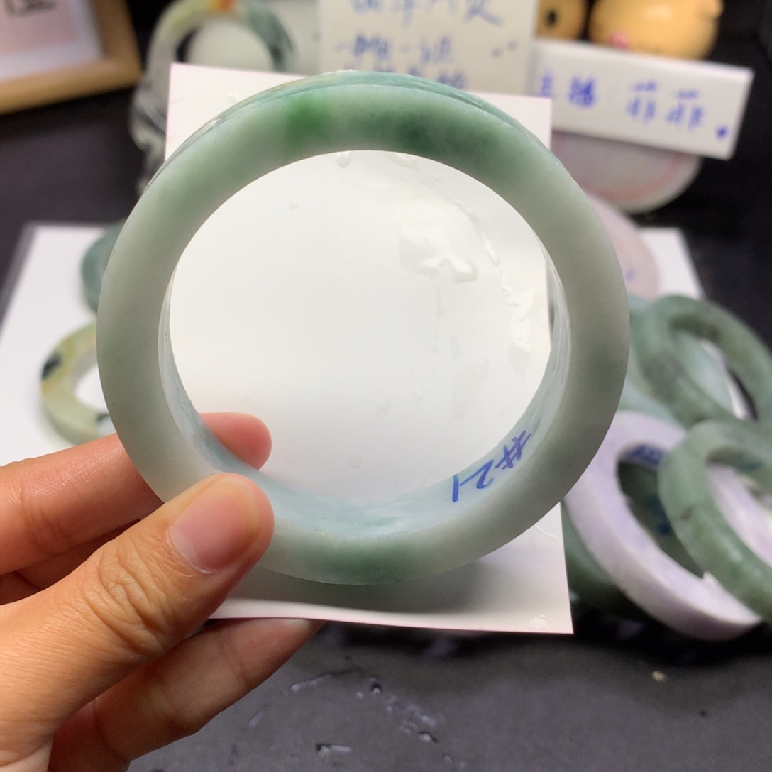【闪购商品】定制翡翠手镯未镶嵌