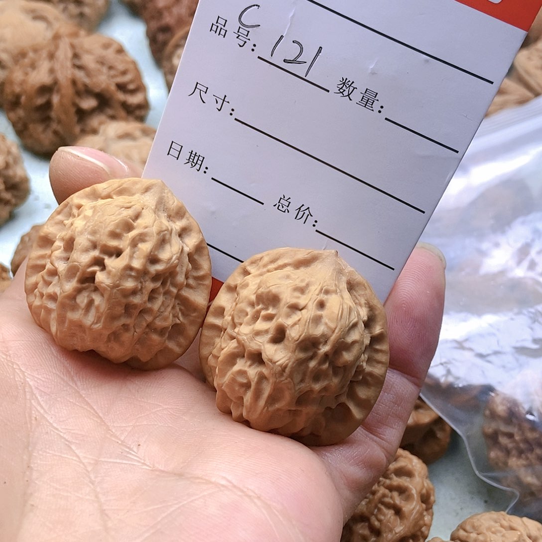 把件桃核愚**渡121号水晶马蹄34尺
