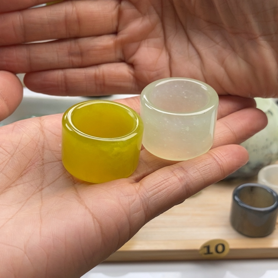 岫玉未镶嵌四大名玉挂件