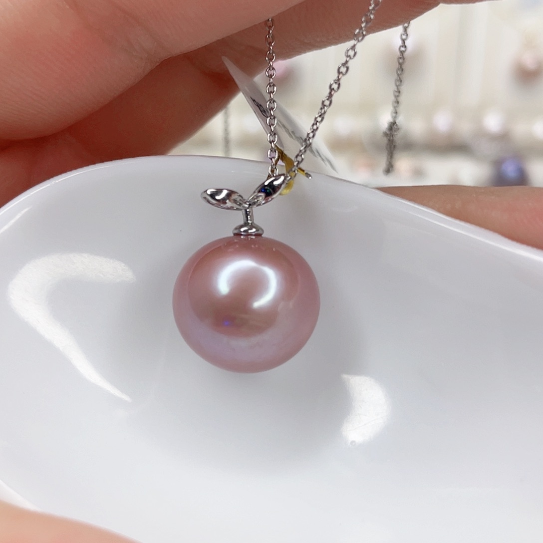 淡水珍珠吊坠(赠链)未镶嵌