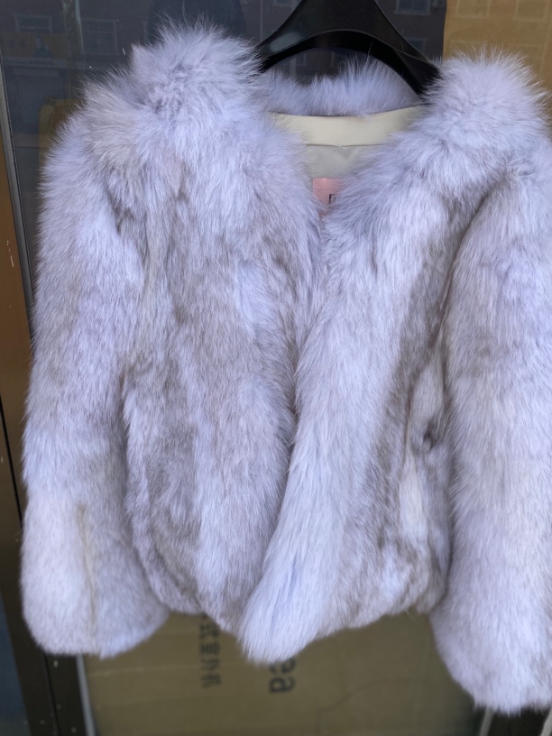 贝臻多小众品牌平价冬季短外套