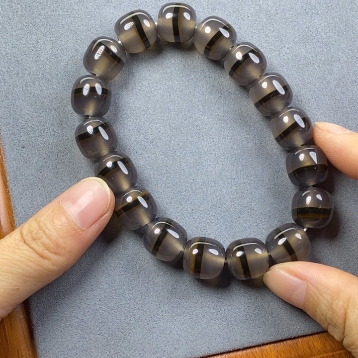 重***）玛瑙/玉髓手链未镶嵌