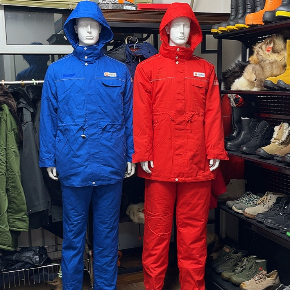 石油新款冬季加厚防静电棉衣棉裤套装/加油站棉服/红色/蓝色/棉衣