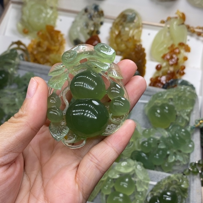 【闪购商品】未镶嵌蛇纹石玉颈饰缘*