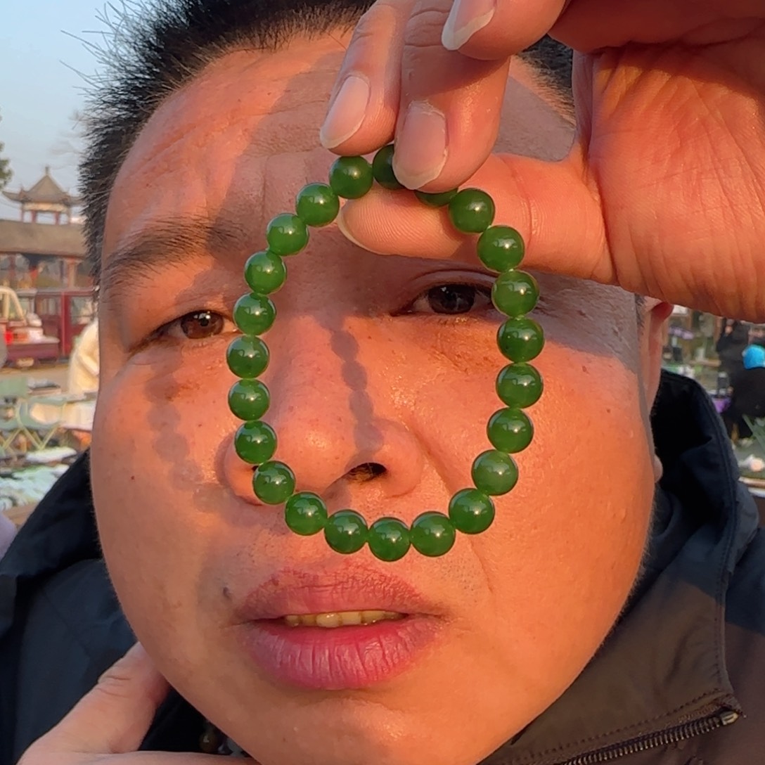 和田玉未镶嵌手链俄碧冰鲜绿卡8