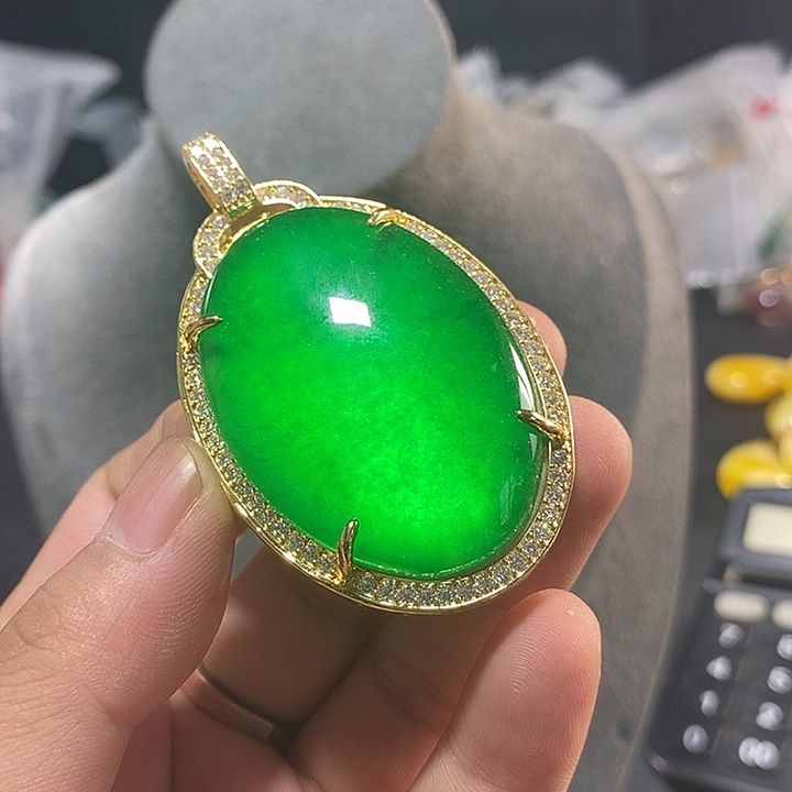 翡翠颈饰未镶嵌价格
