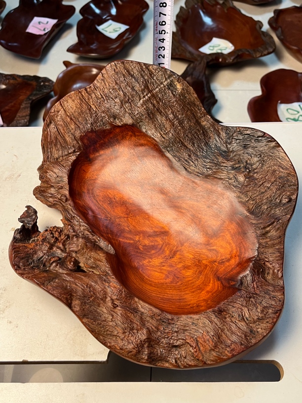缅甸花梨大果紫檀一木出随形果盘工艺盘赏盘