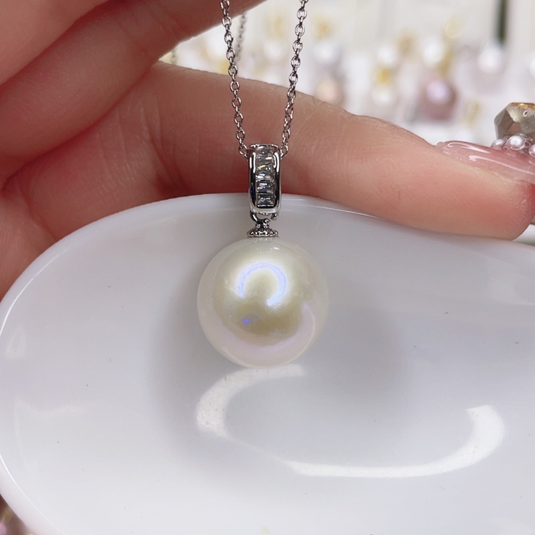 淡水珍珠吊坠(赠链)未镶嵌