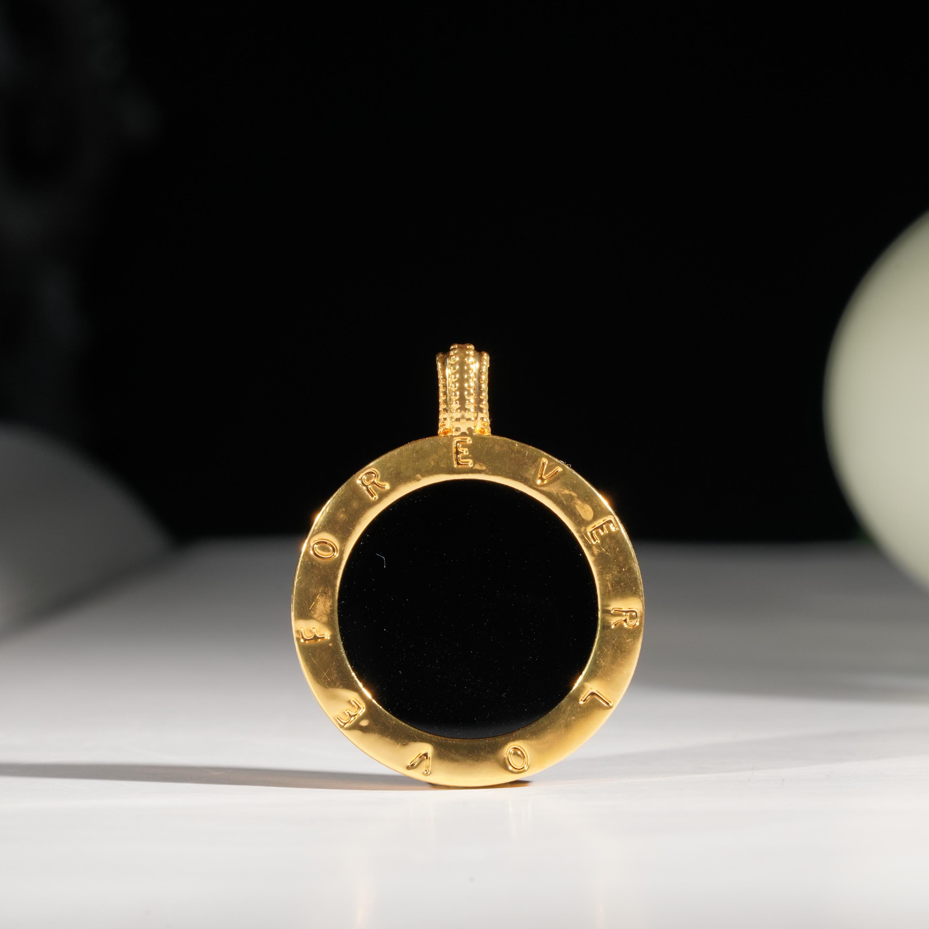 【华林同庆】18K金黑玛瑙圆牌大牌同款吊坠 单色 不含链* G99