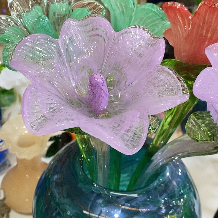 百合花高43宽10厘米