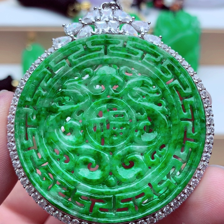 翡翠未镶嵌吊坠(不含链)