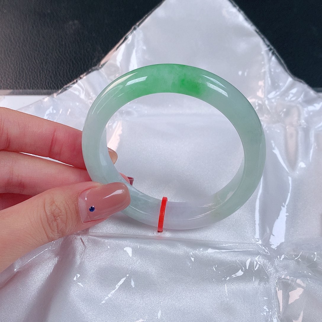 未镶嵌手镯翡翠459