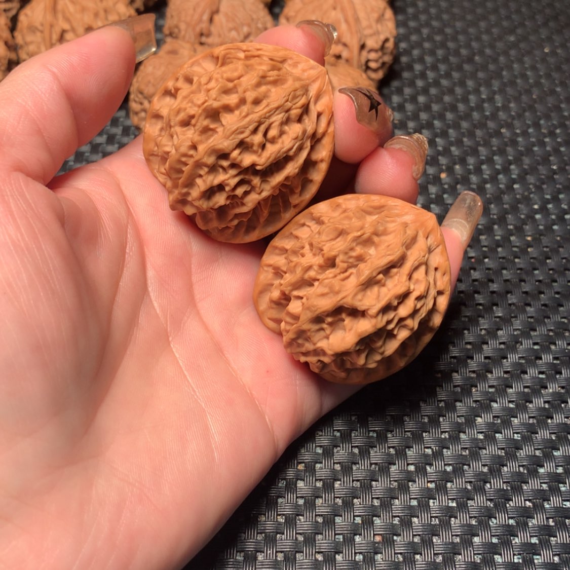 【闪购商品】文玩核桃吊坠京八对