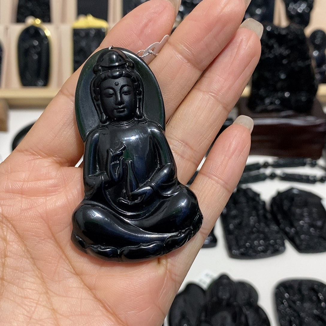 雾***花岫玉未镶嵌纯天然岫玉颈饰