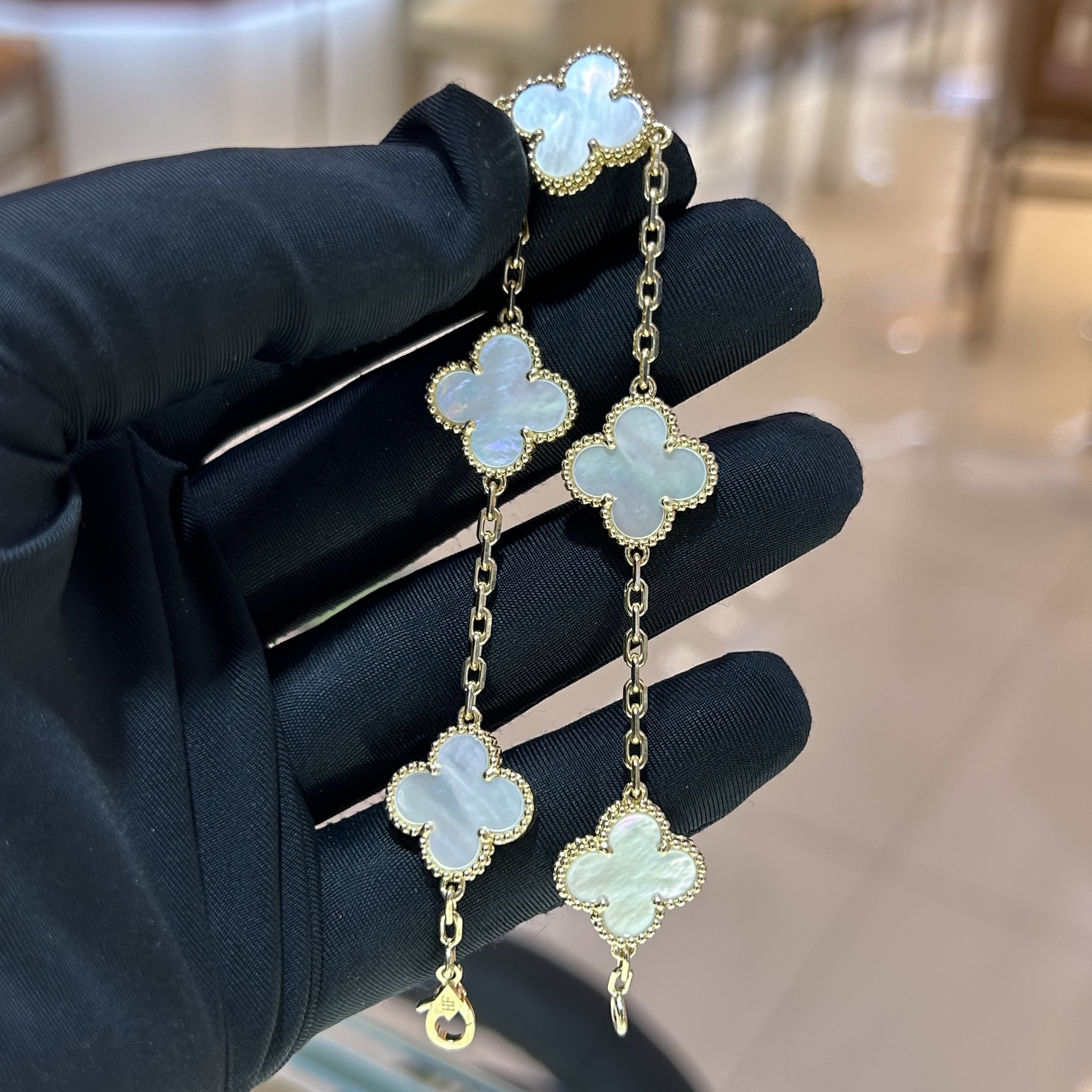 【金恒珠宝】18k金白贝母手链 浅金黄色11.5克左右中号15mm