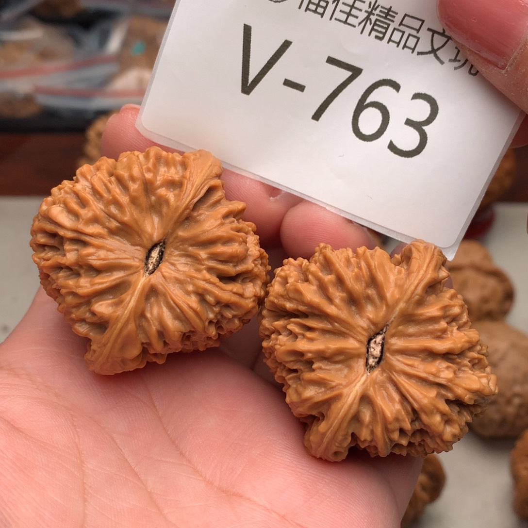 文玩核桃把件41南疆石……….