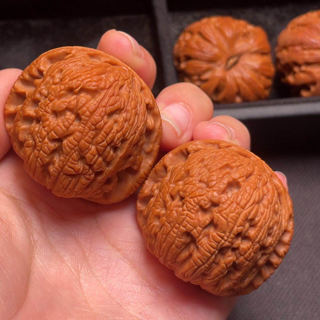 文玩核桃吊坠秦岭野生核桃