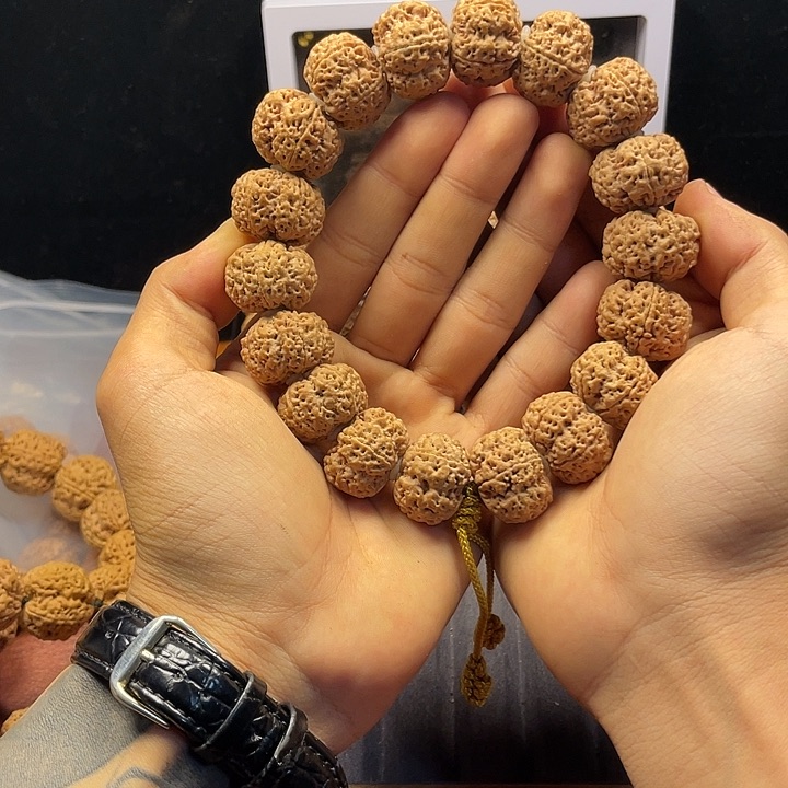 金刚菩提手串不*24夹板