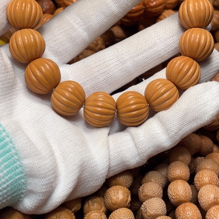 猴头核桃手串?*龙瓜珠泛油