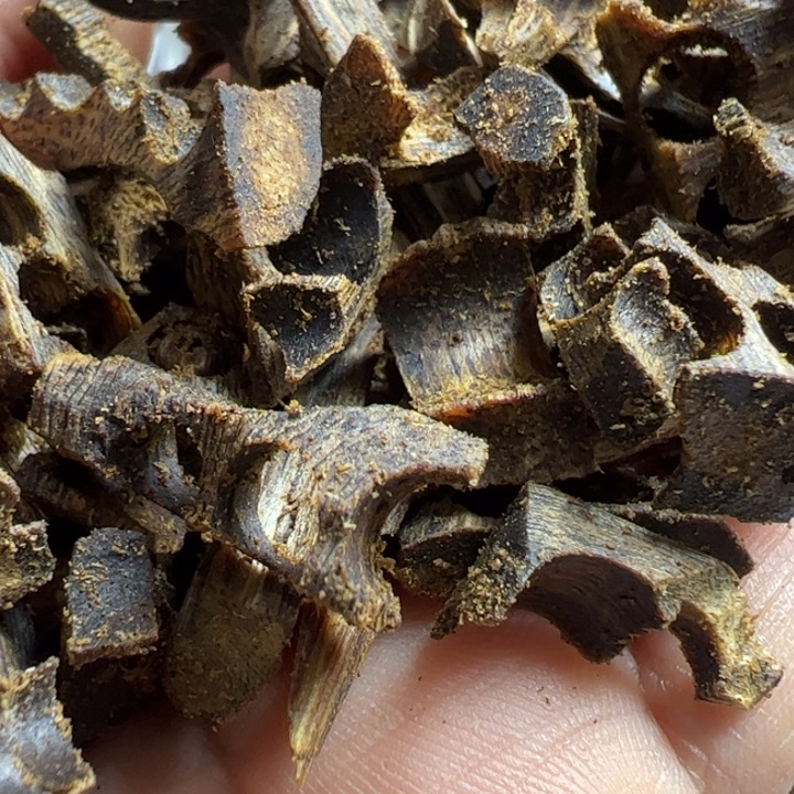 沉香沉香碎屑九九分沉金沙叶高油米粒50克