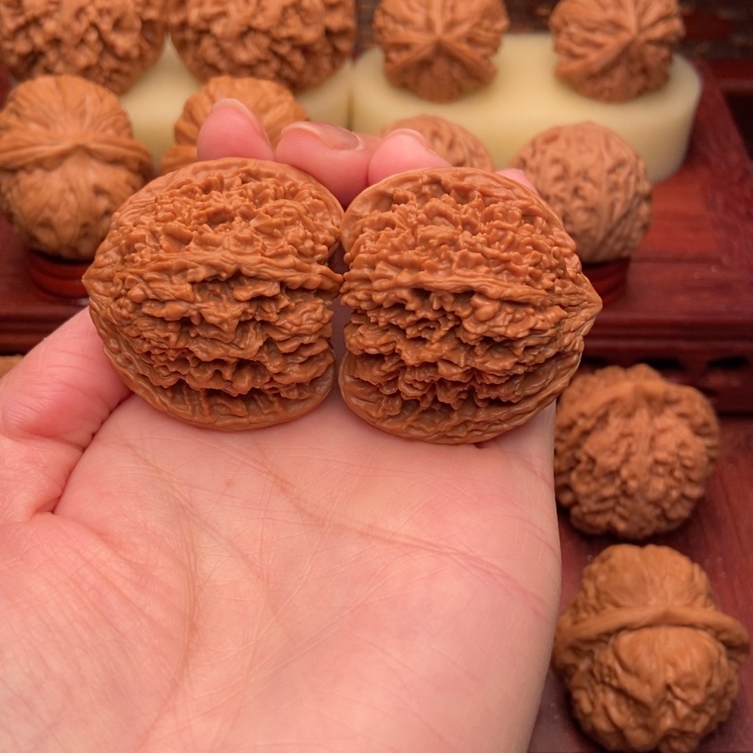 桃核把件牧**生满天星狮子头41