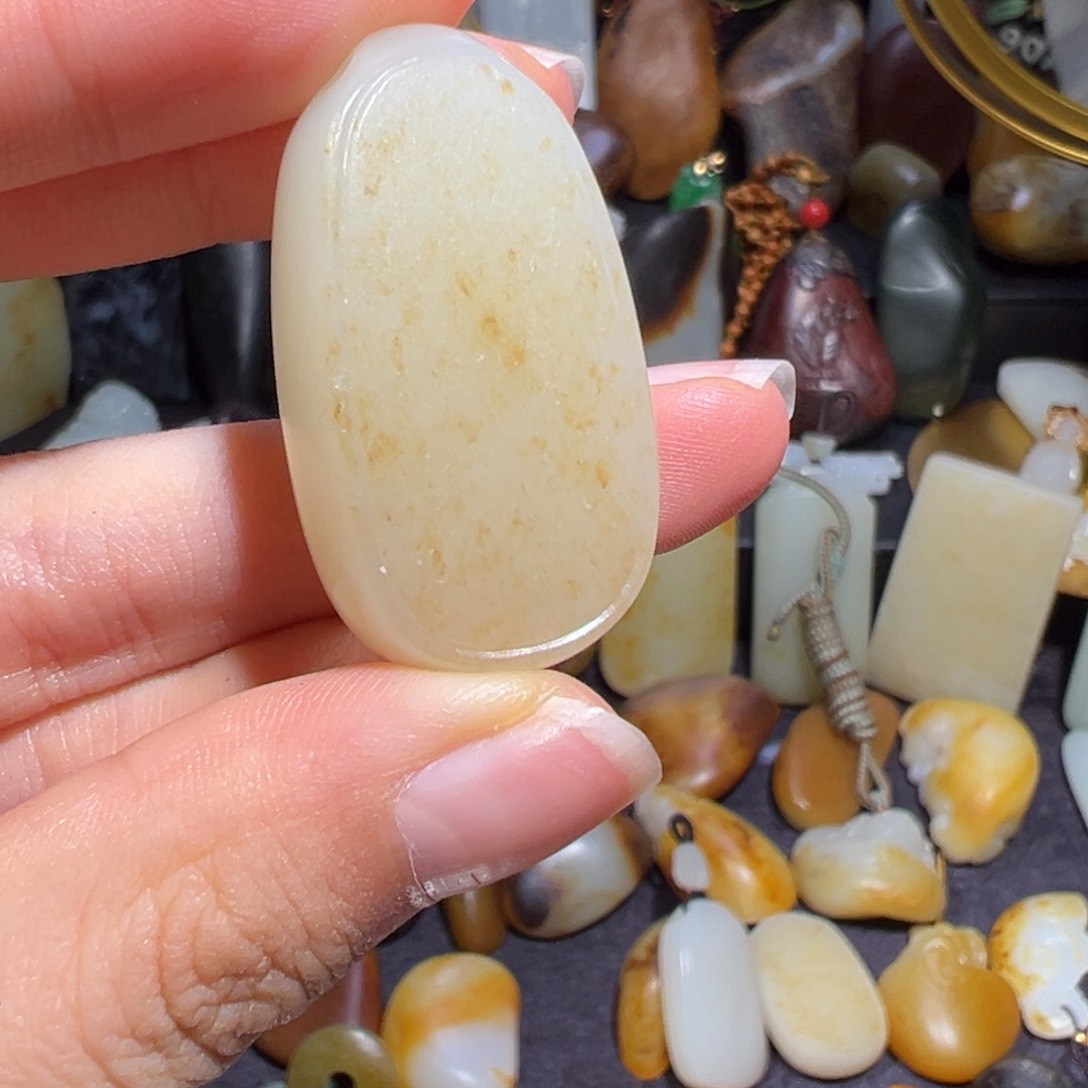 和田玉未镶嵌吊坠(不含链)白*木