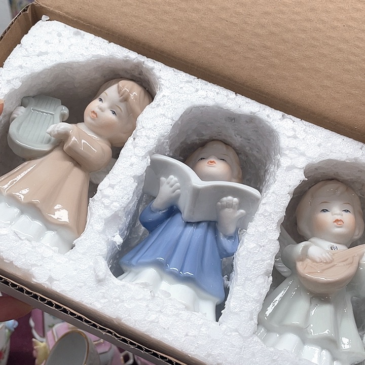 瓷片摆件，摆件，摆件，摆件。摆件。