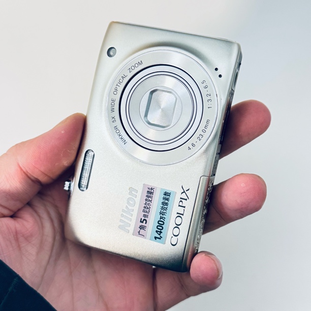 95新 Nikon/尼康 s3100爆款1400w像素5倍光变出片光感磨皮