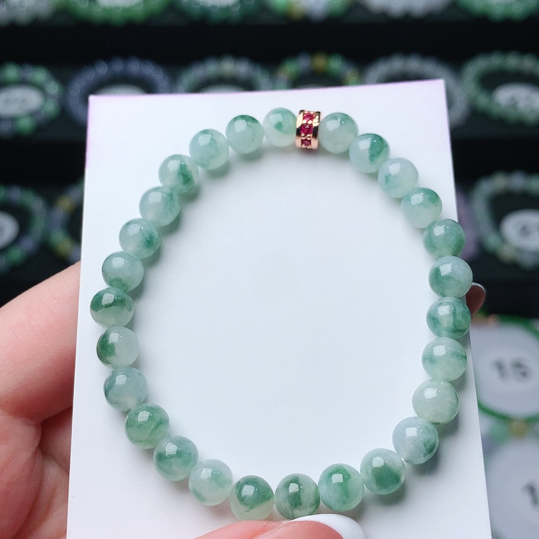 翡翠手链未镶嵌翡翠