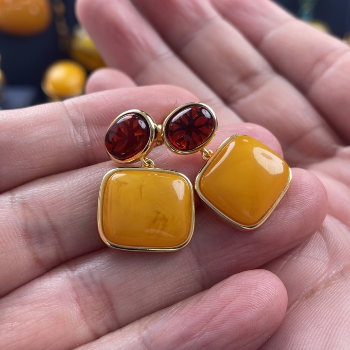 蜜蜡耳饰银S925镀金镶嵌