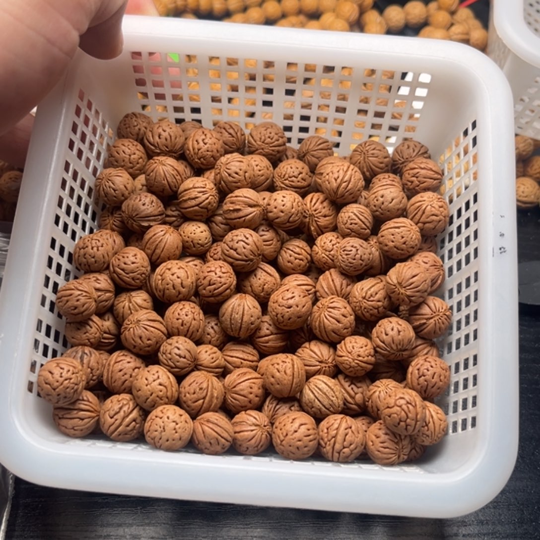 韶***年吊坠文玩核桃野生小桃核