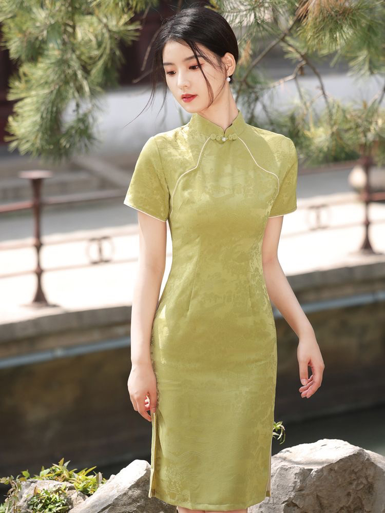 新中式日常旗袍显瘦见外包装绿色优雅小个子薄款圆襟