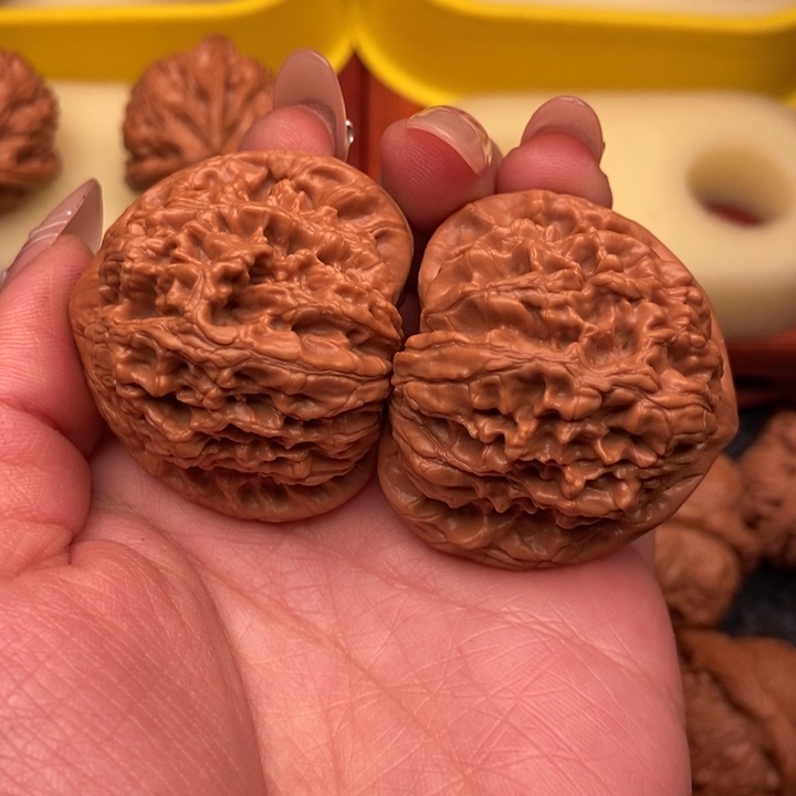 文玩核桃把件༄****༅42老树官帽