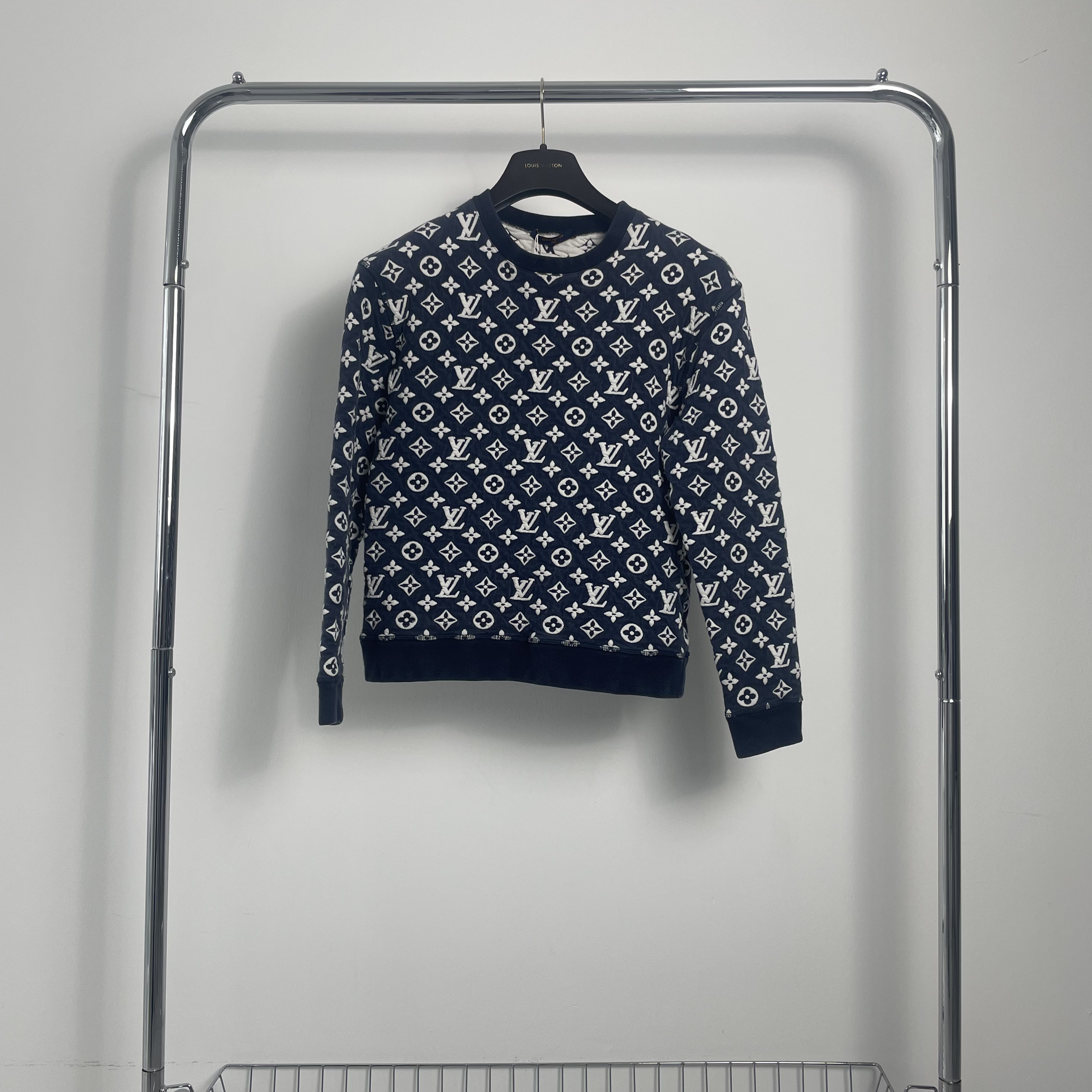 99新 LouisVuitton/路易威登 三花满印卫衣 yy00733 尺码s