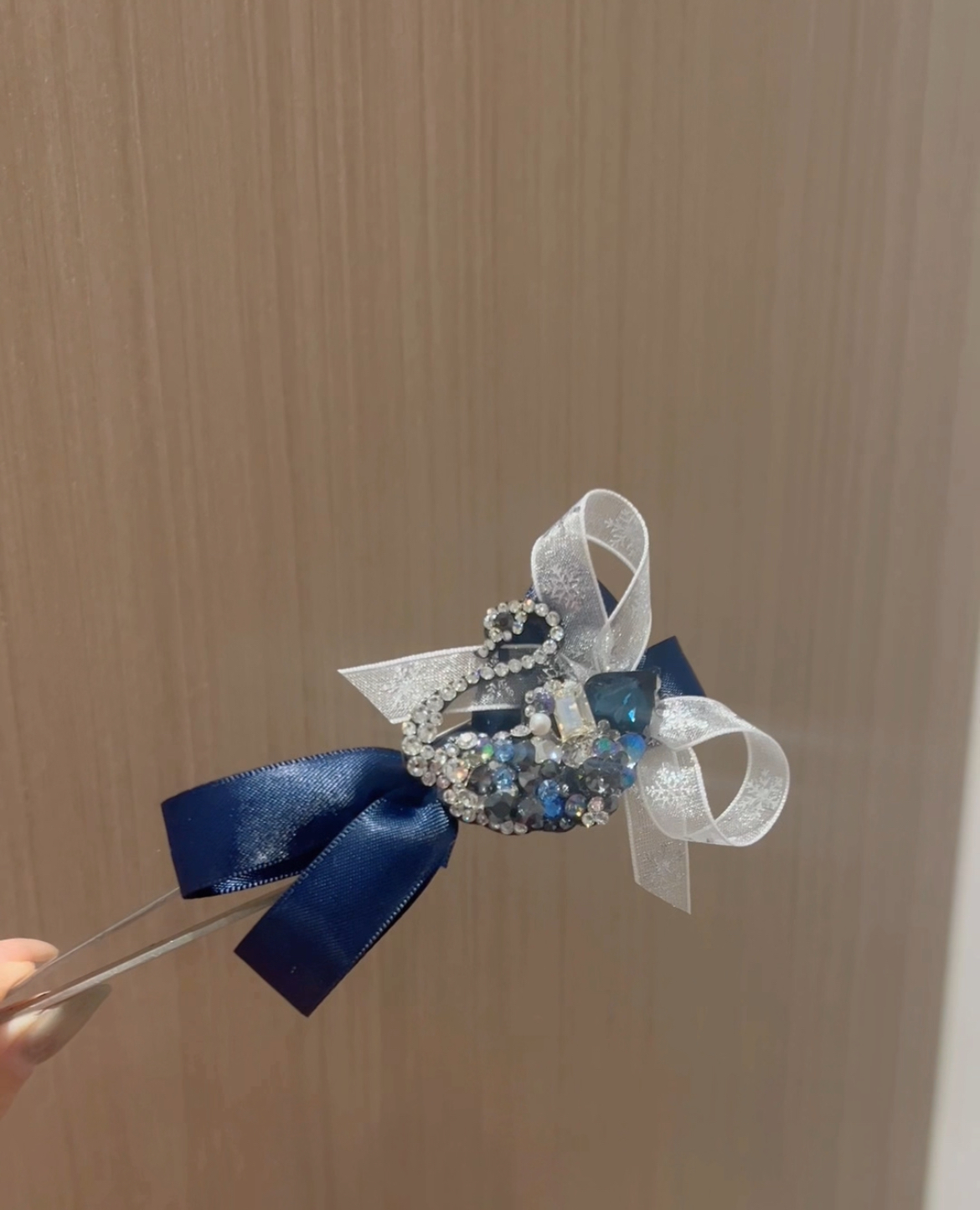 Butter｜全华满钻黑天鹅顶夹宠物发夹马尔济斯约克夏西施