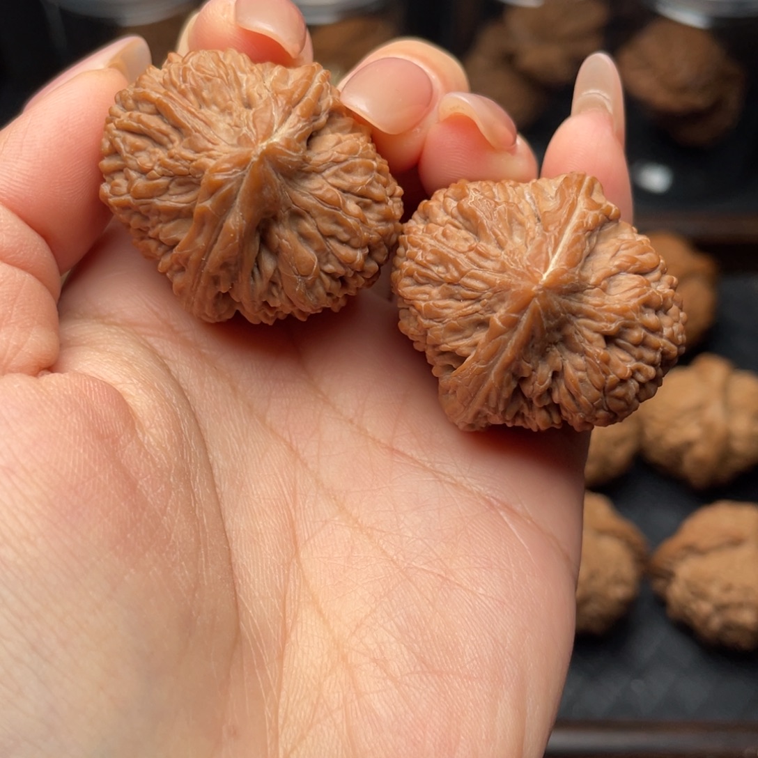 文玩核桃吊坠蒜头33