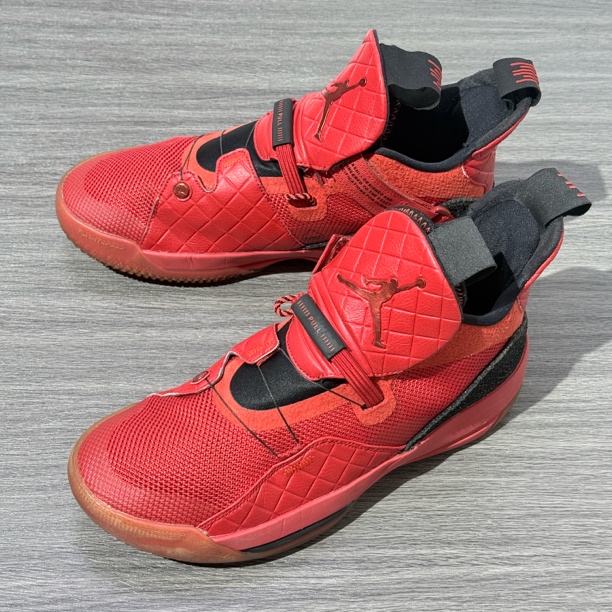 42码/AJ33黑红/篮球鞋/BV5072/无原盒 店