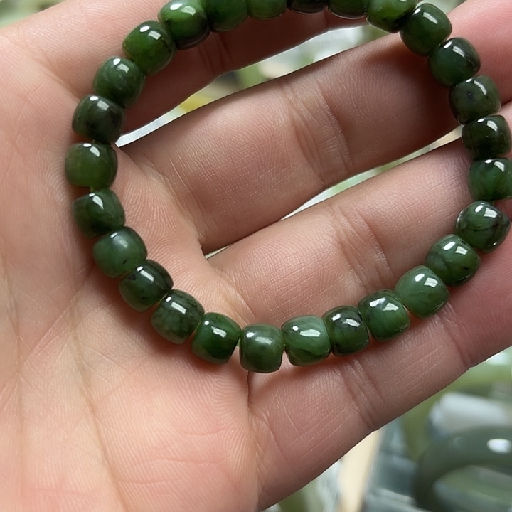 未镶嵌戒指和田玉（糖玉）