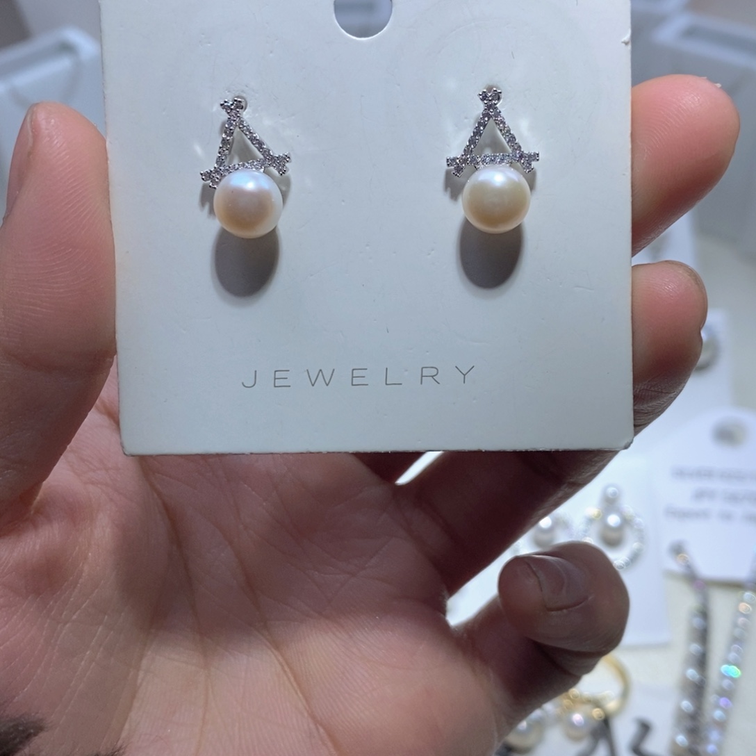 耳坠未镶嵌淡水珍珠