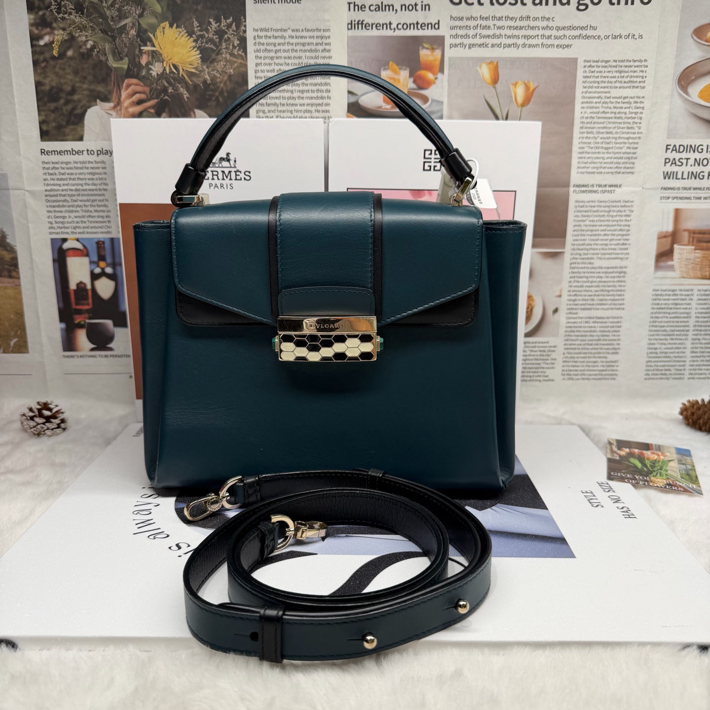 95新 BVLGARI/宝格丽 风琴邮差包 80773